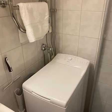 Fraesch Centrumlaegenhet! * מאריהמן